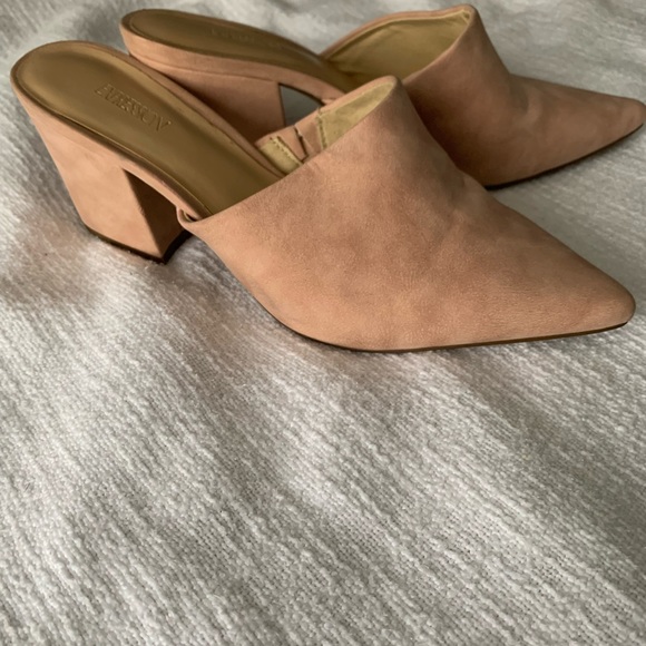 Pink Mules with block heal - Picture 2 of 4